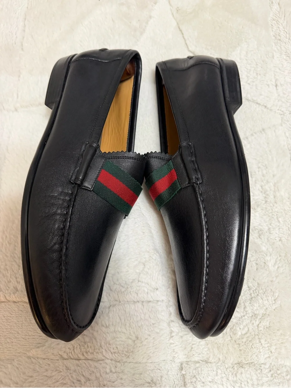 LIKE NEW! $995 Gucci Black Leather Loafers Web Strap Green Red Accent 9